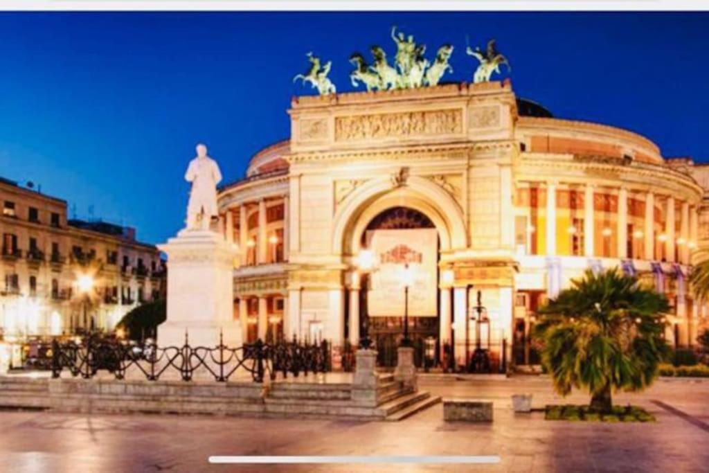 פלרמו Politeama Suite In The Heart Of The City מראה חיצוני תמונה